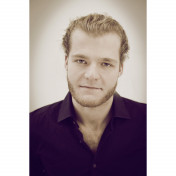 freiberufler Design Studio mit langjähriger Erfahrung in den Bereichen Konzeption, Branding, Grafik- und Interior-Design auf freelance.de